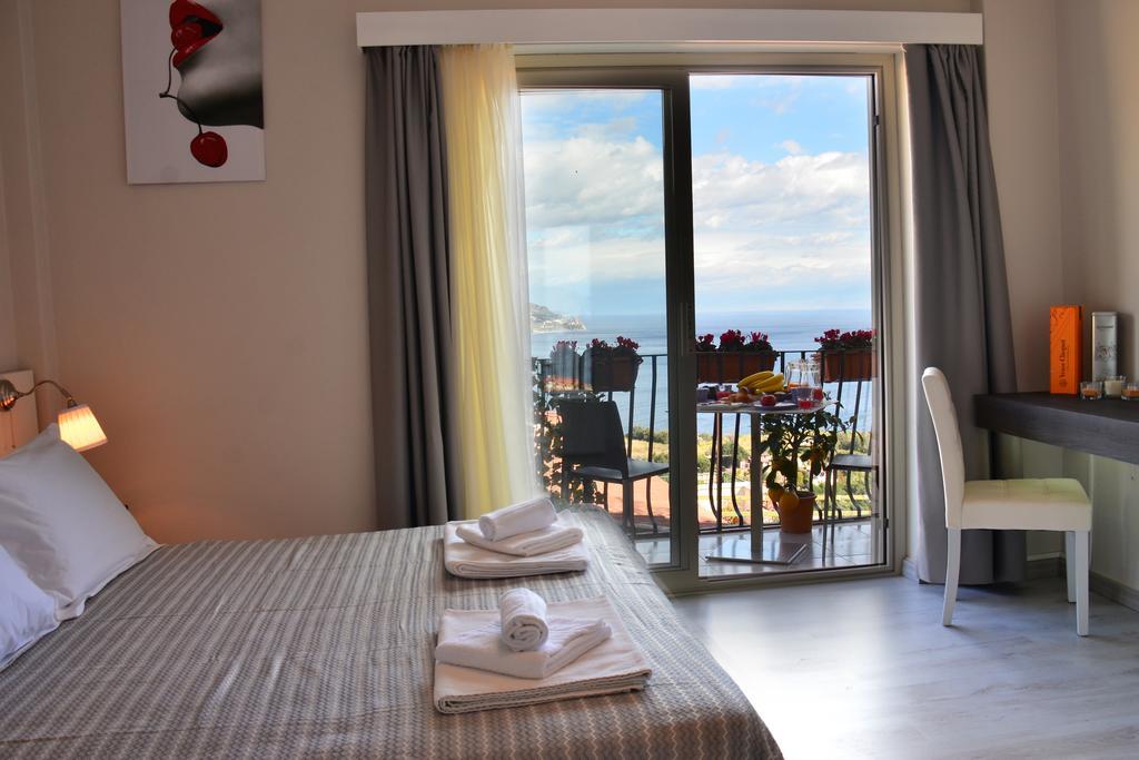 Athena Charming Rooms Taormina Zewnętrze zdjęcie